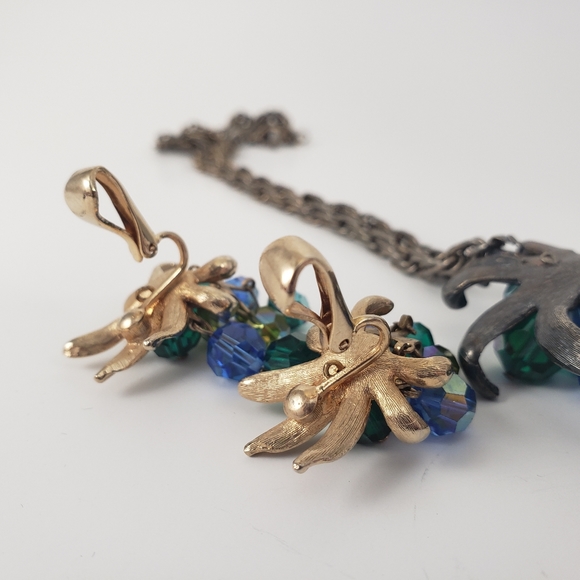 TRUE VINTAGE Golden Crystal Necklace Earrings Set - Picture 6 of 7